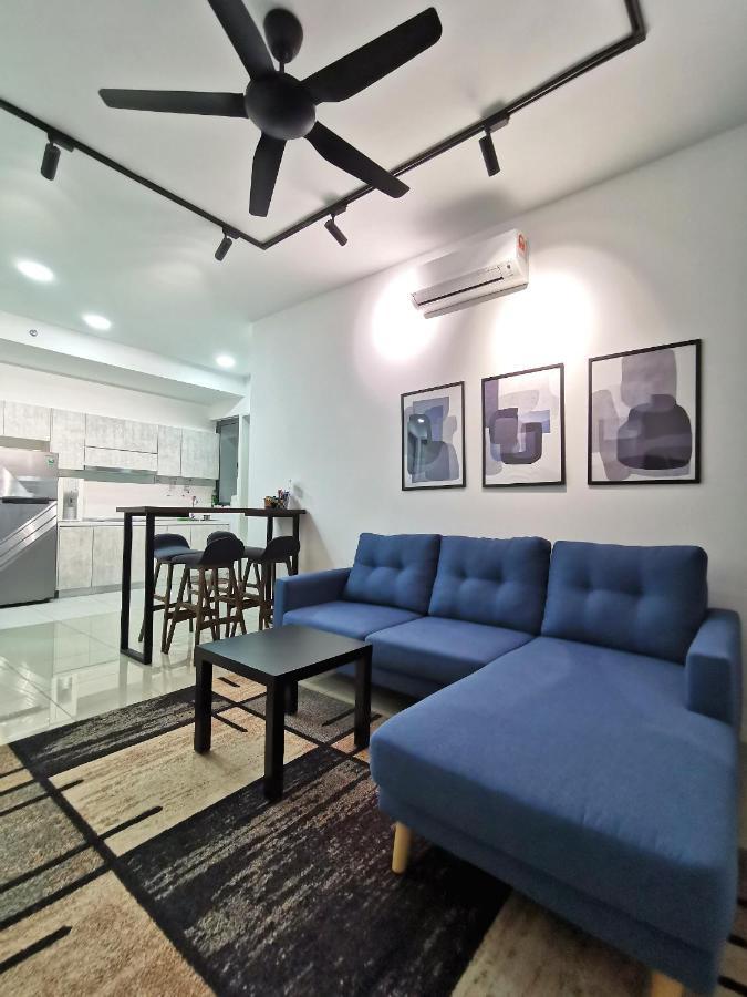 Stayje Putrajaya, 5 Minutes To Ioi City Mall, Wifi , Netflix, Free Parking Ngoại thất bức ảnh