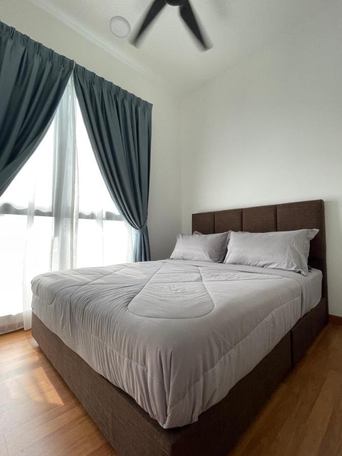 Stayje Putrajaya, 5 Minutes To Ioi City Mall, Wifi , Netflix, Free Parking Ngoại thất bức ảnh